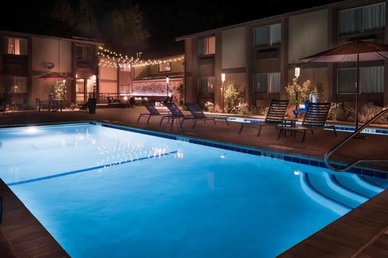 Best Western Plus Truckee-Tahoe Hotel Zewnętrze zdjęcie